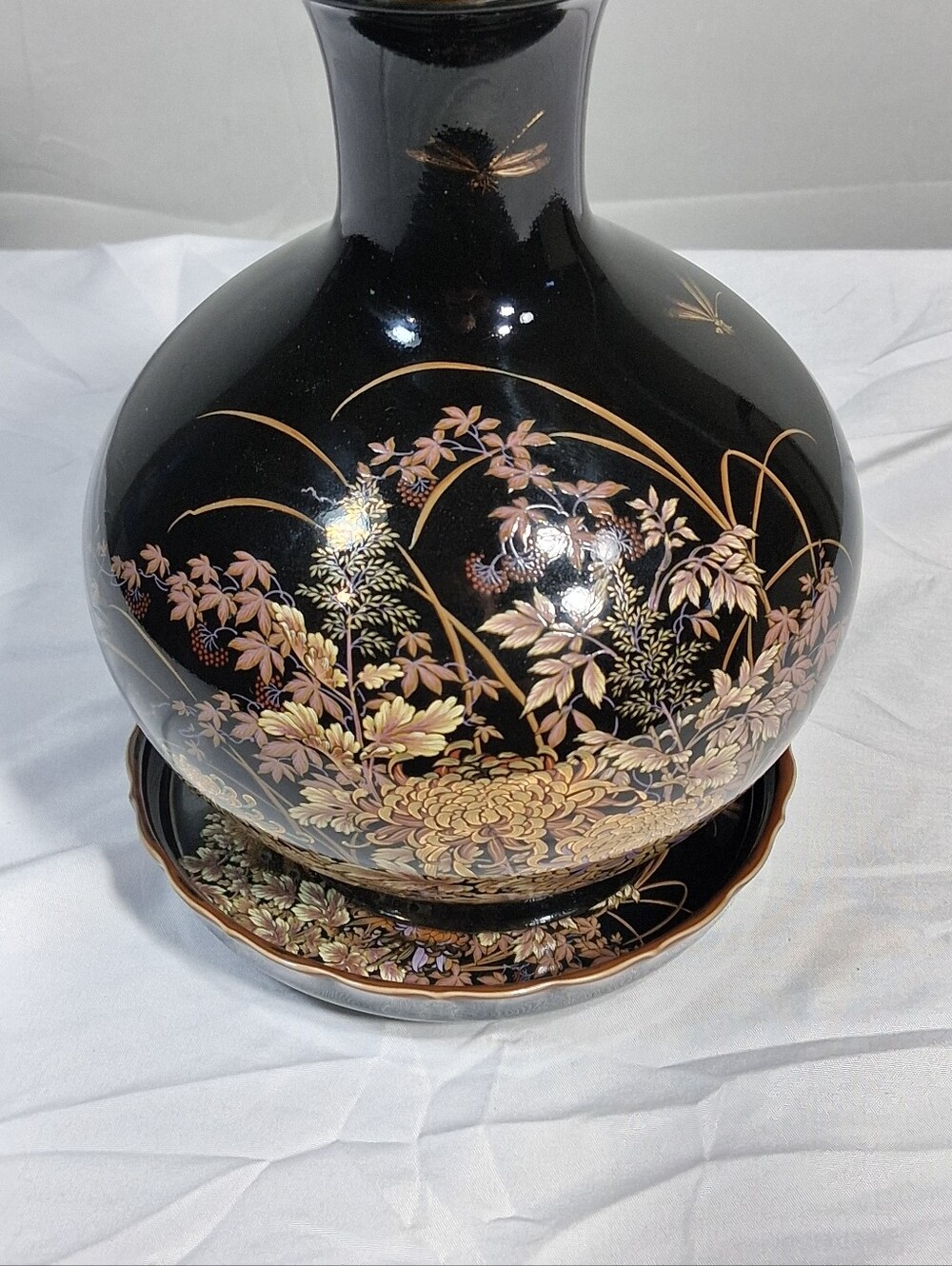 8.5" Stunning Gold Rimmed Porcelain Black Shibata/Toyo Oriental Vase w/ Plate - Picture 8 of 9